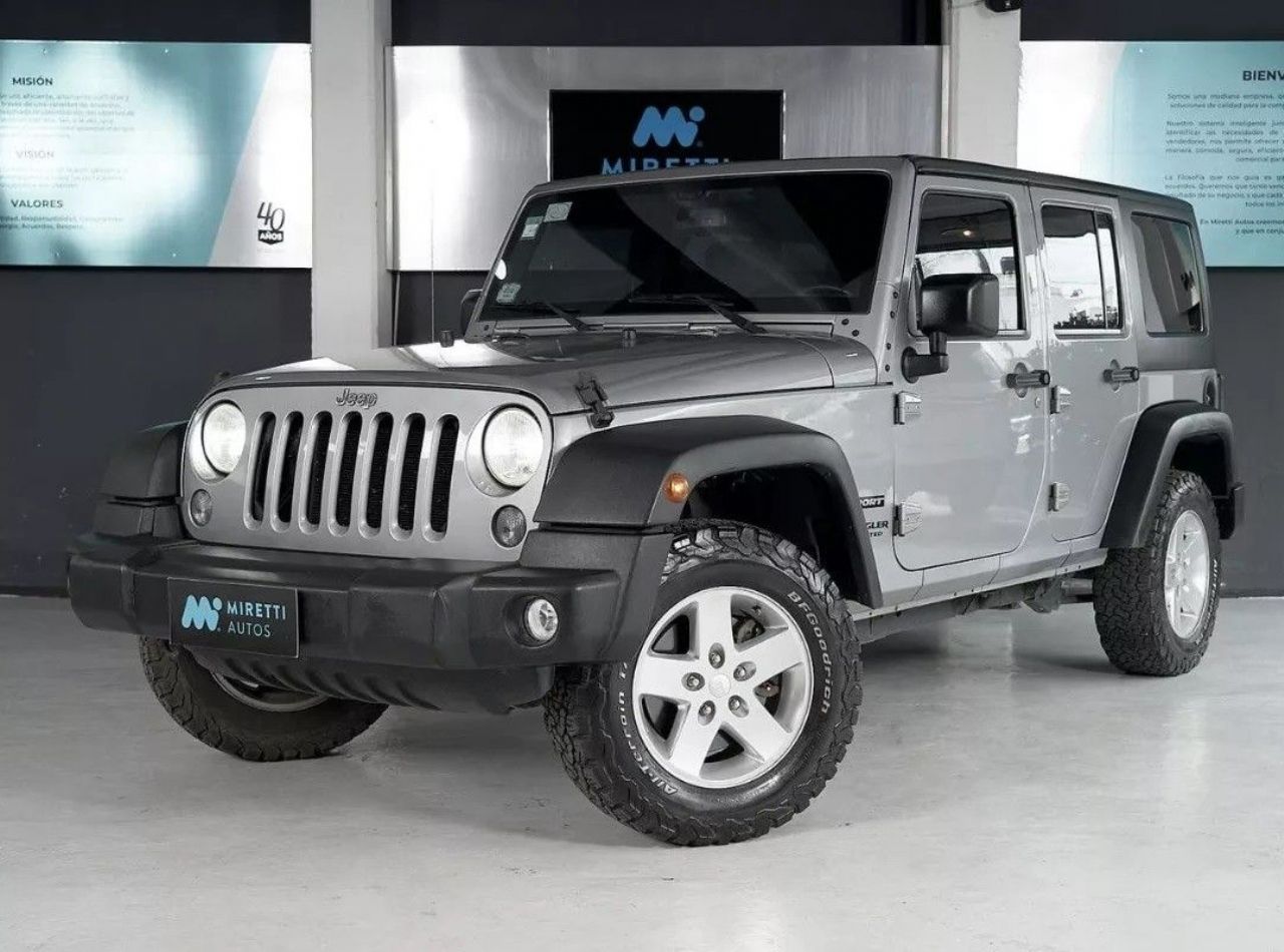 Jeep Wrangler Usado Financiado en Córdoba, deRuedas