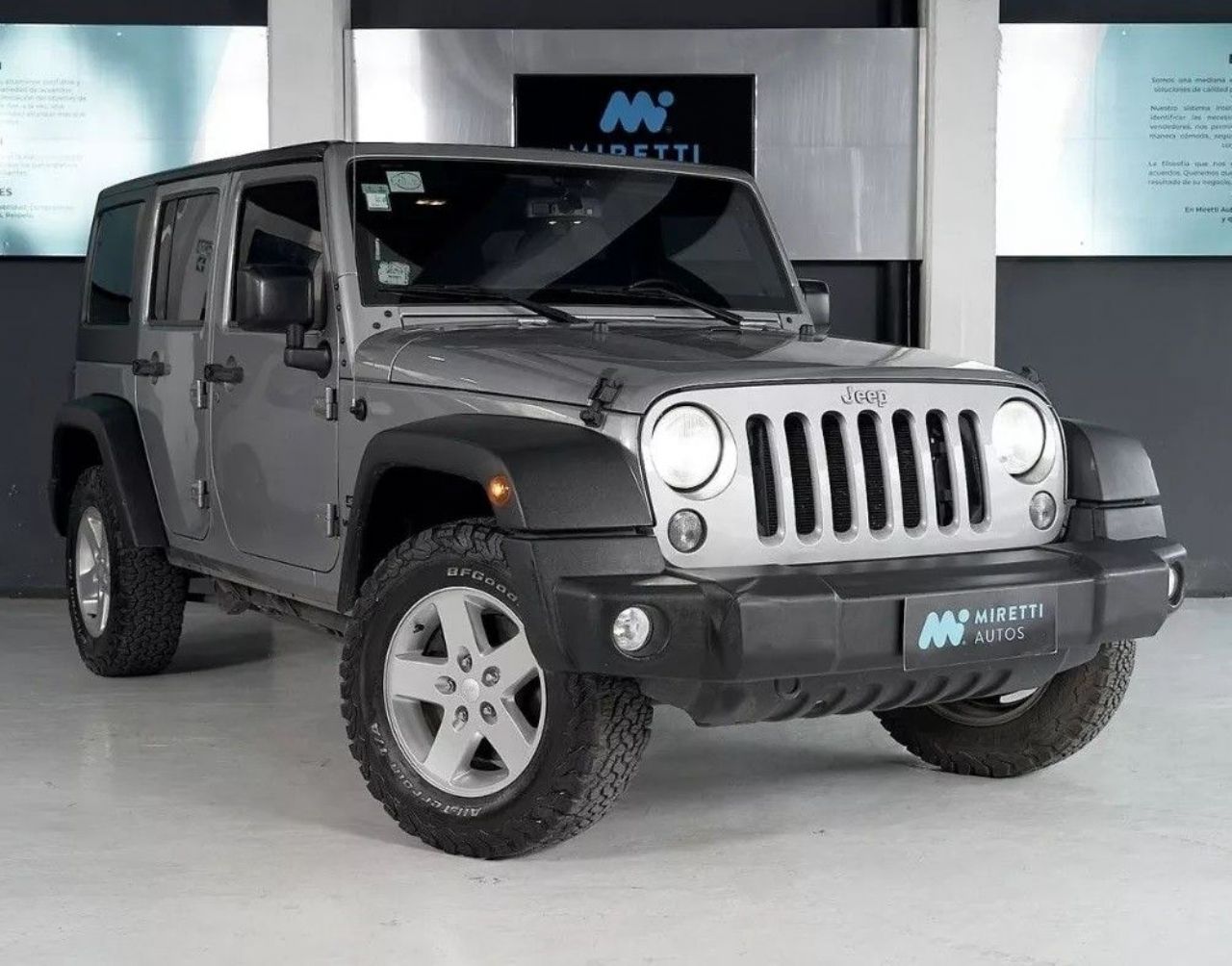 Jeep Wrangler Usado Financiado en Córdoba, deRuedas