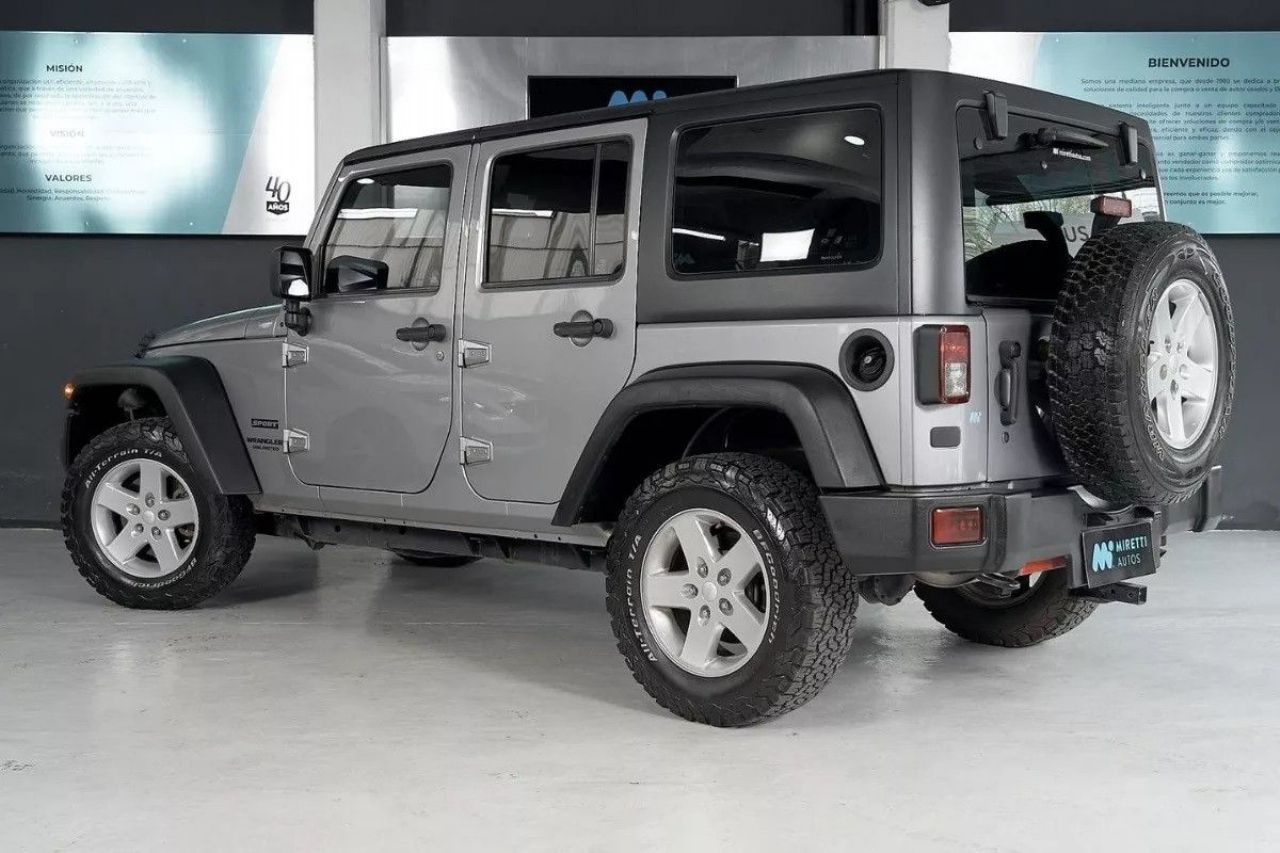 Jeep Wrangler Usado Financiado en Córdoba, deRuedas
