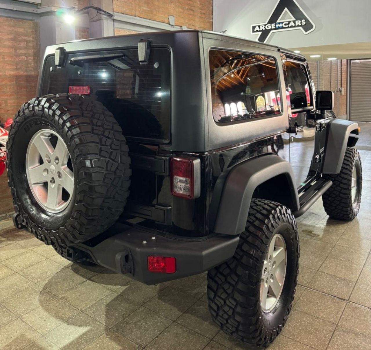Jeep Wrangler Usado Financiado en San Juan, deRuedas