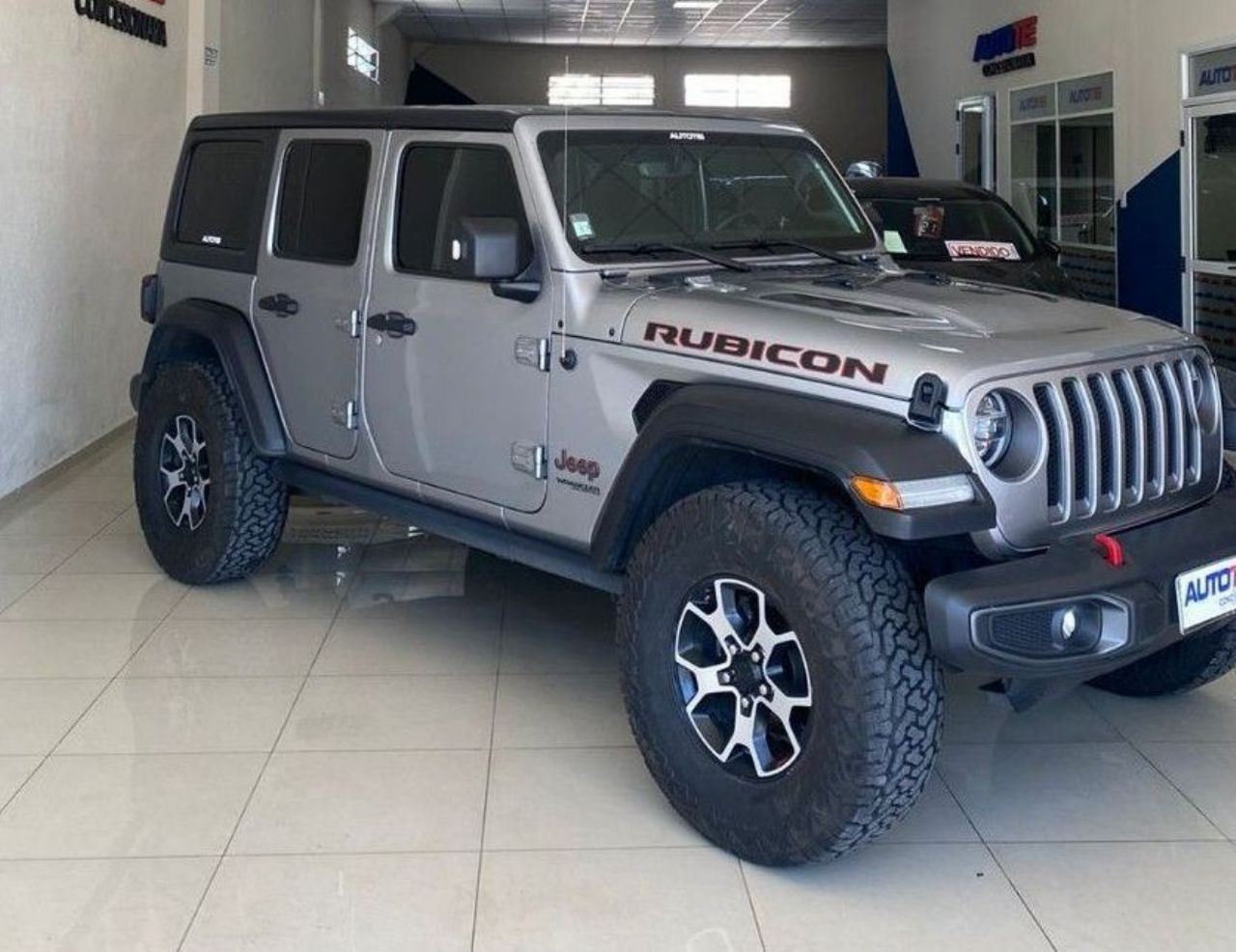 Jeep Wrangler Usado Financiado en Córdoba, deRuedas