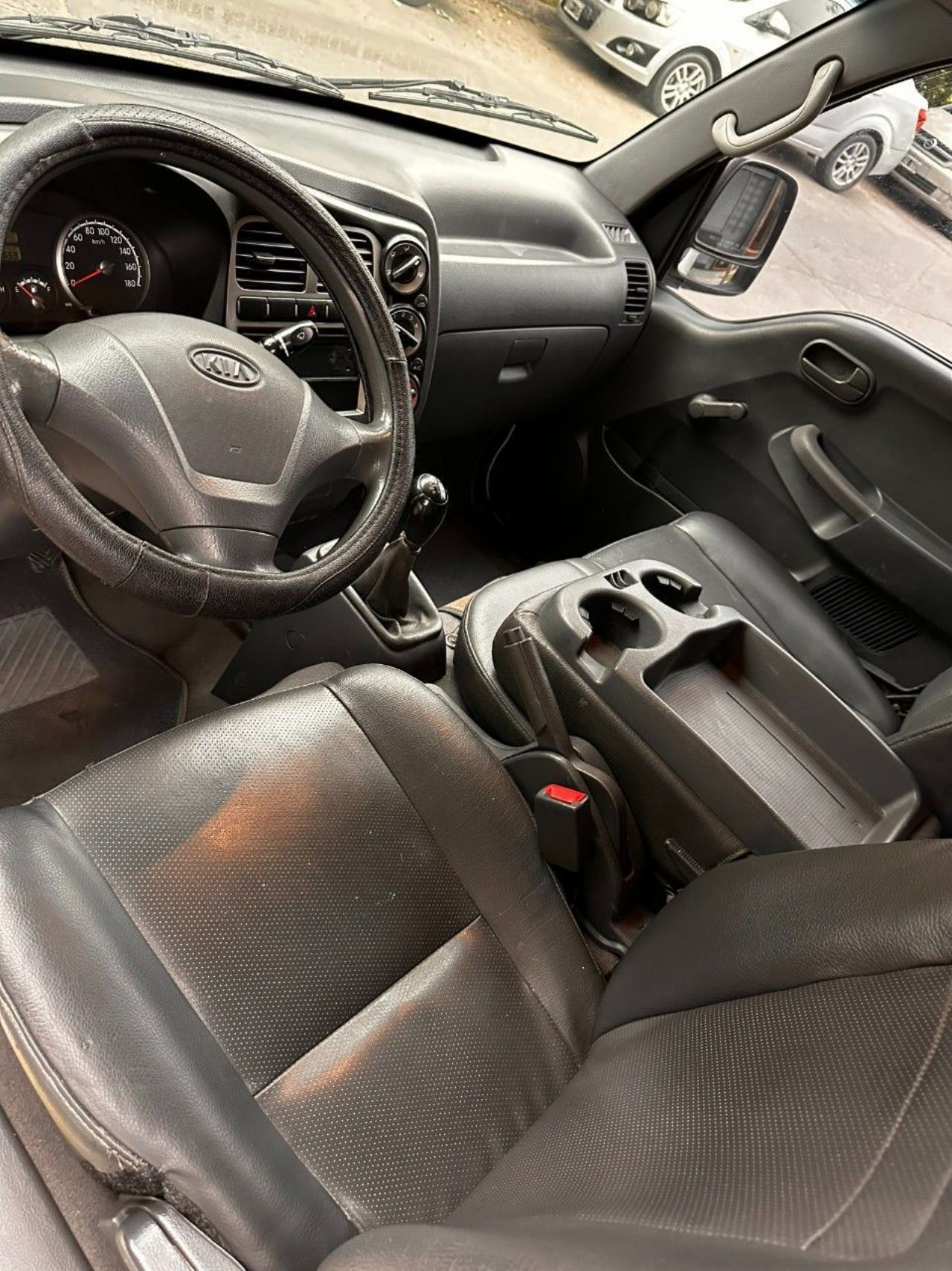 KIA K-2700 Usada en Córdoba, deRuedas