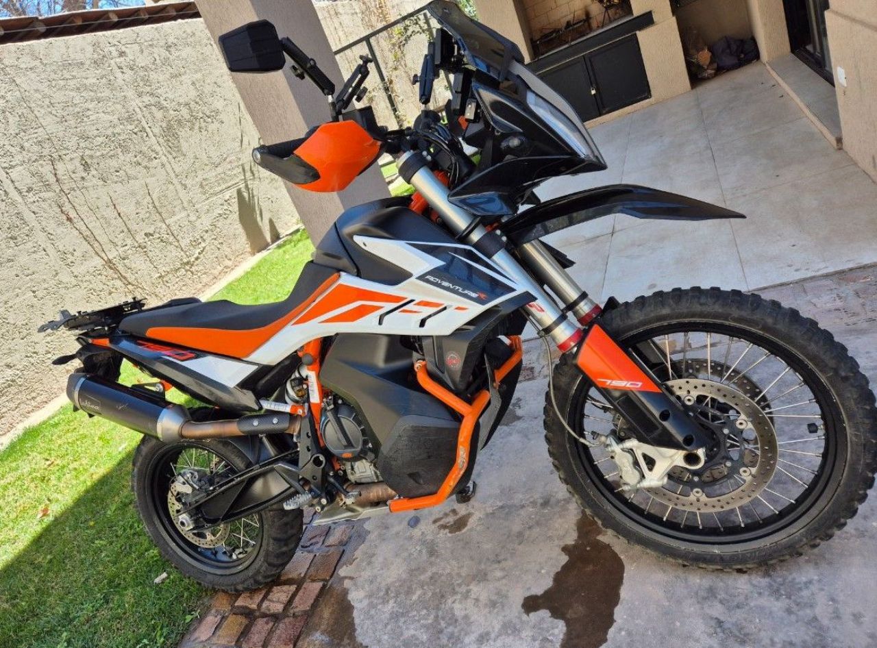 KTM Adventure Usada en Mendoza, deRuedas