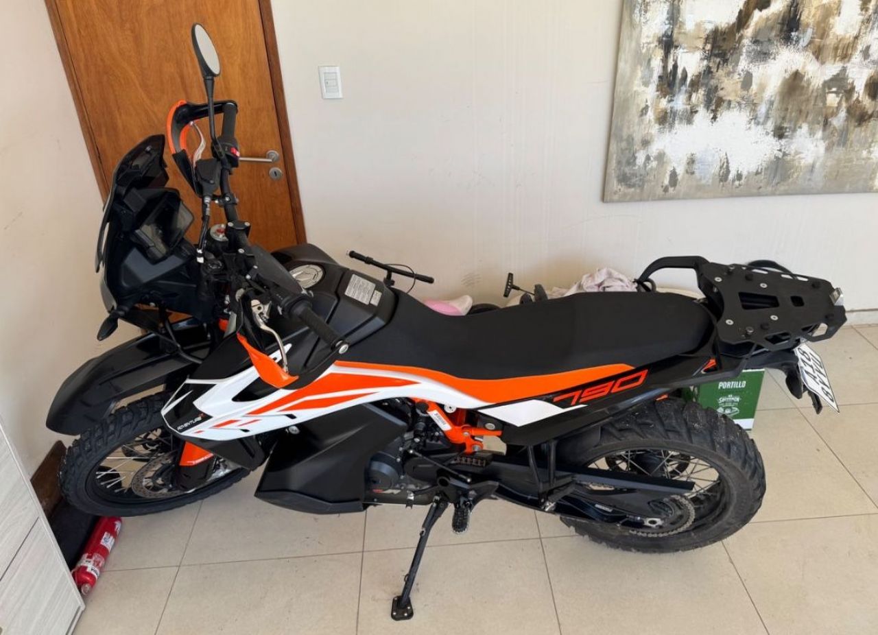KTM Adventure Usada en Mendoza, deRuedas