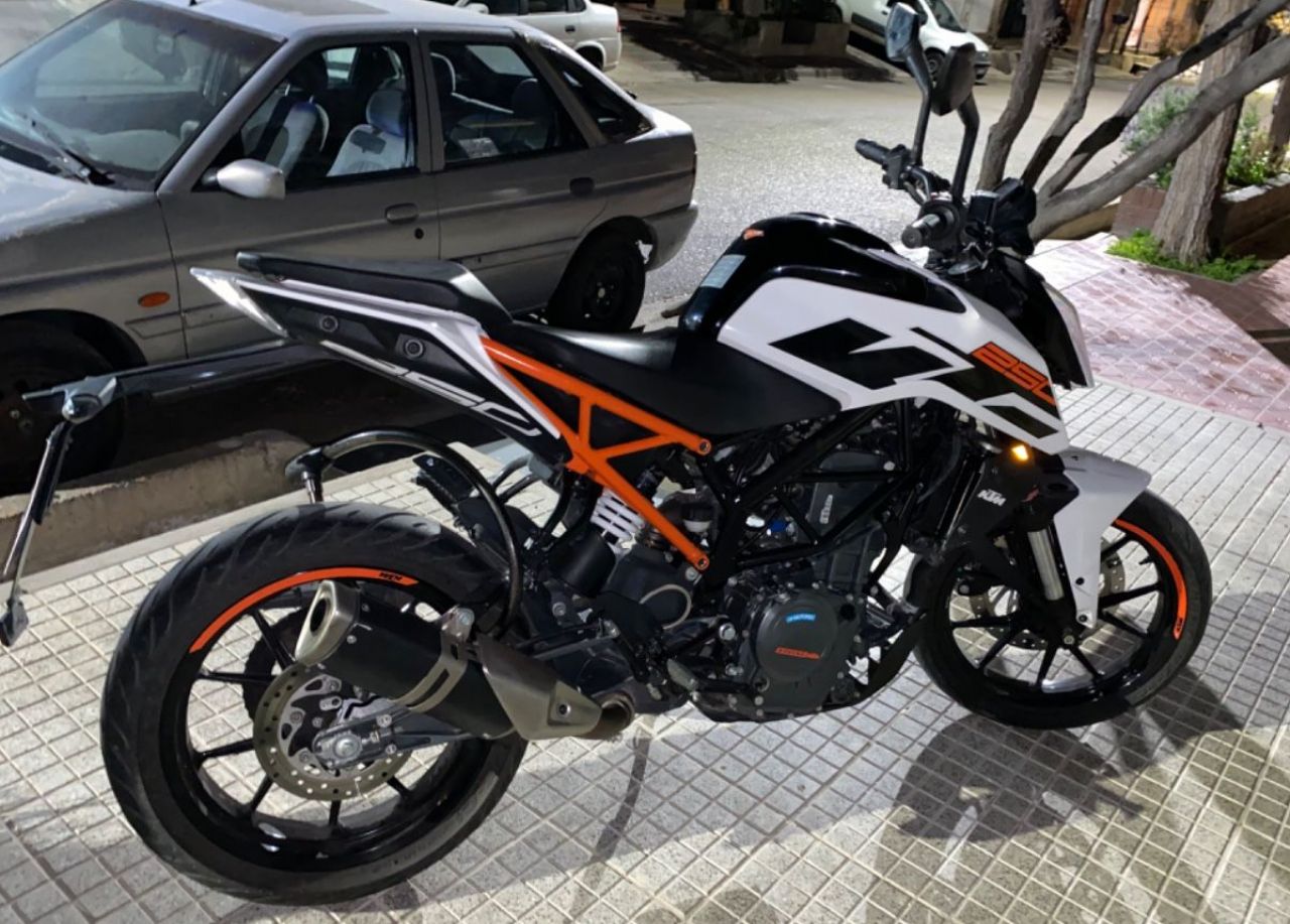KTM Duke Usada en Mendoza, deRuedas