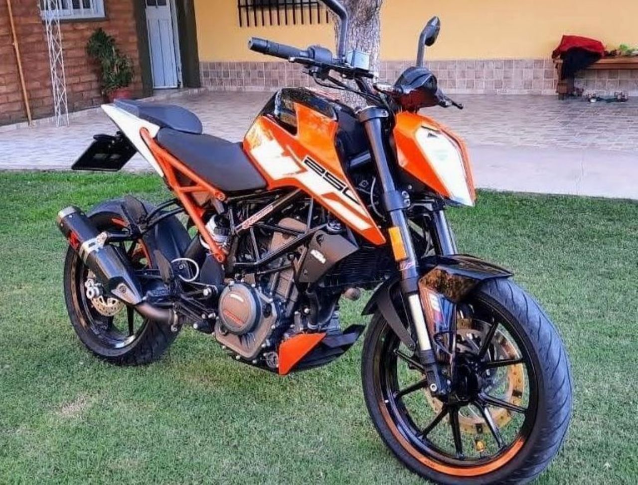 KTM Duke Usada en Mendoza, deRuedas