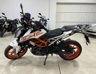 KTM Duke