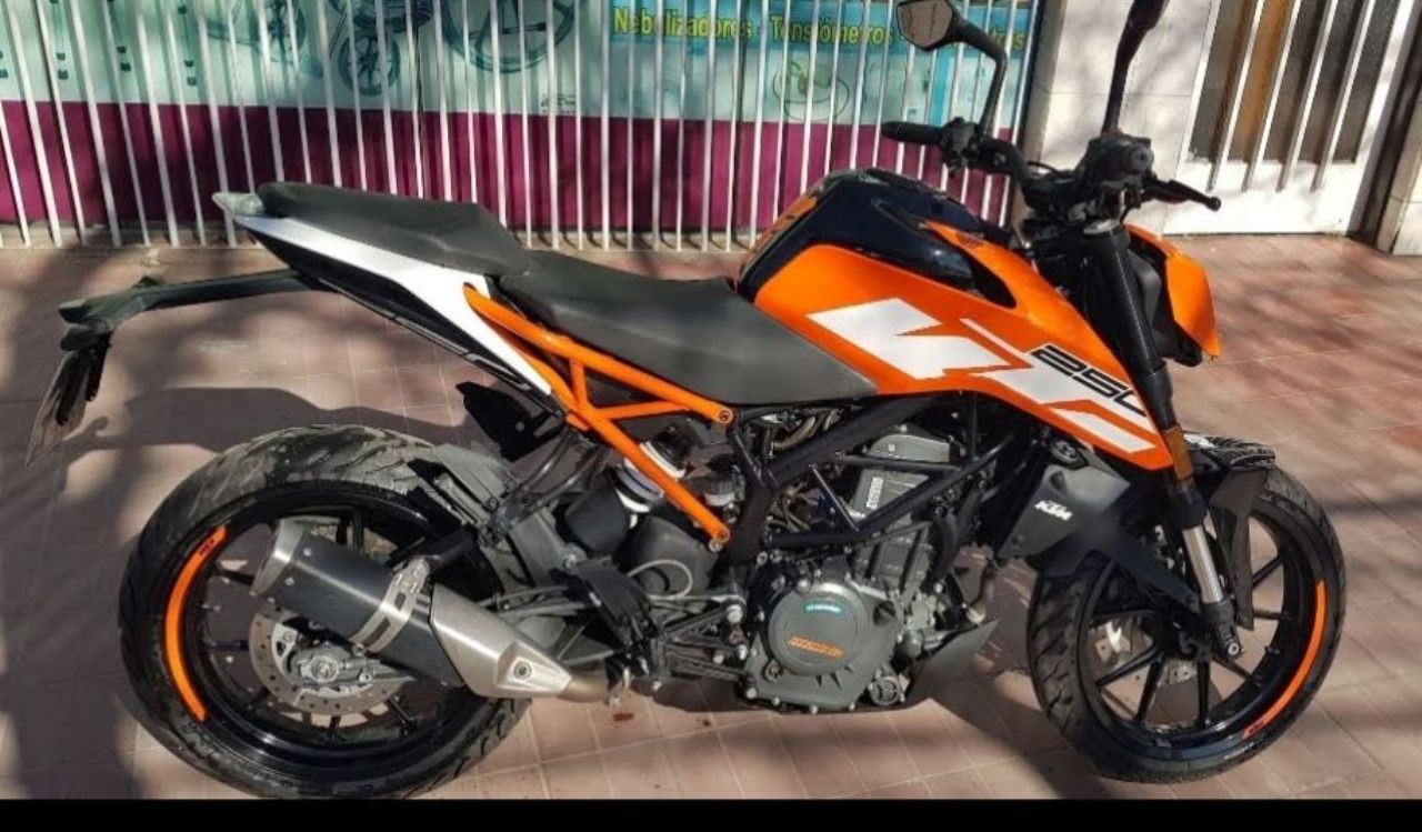 KTM Duke Usada en Mendoza, deRuedas