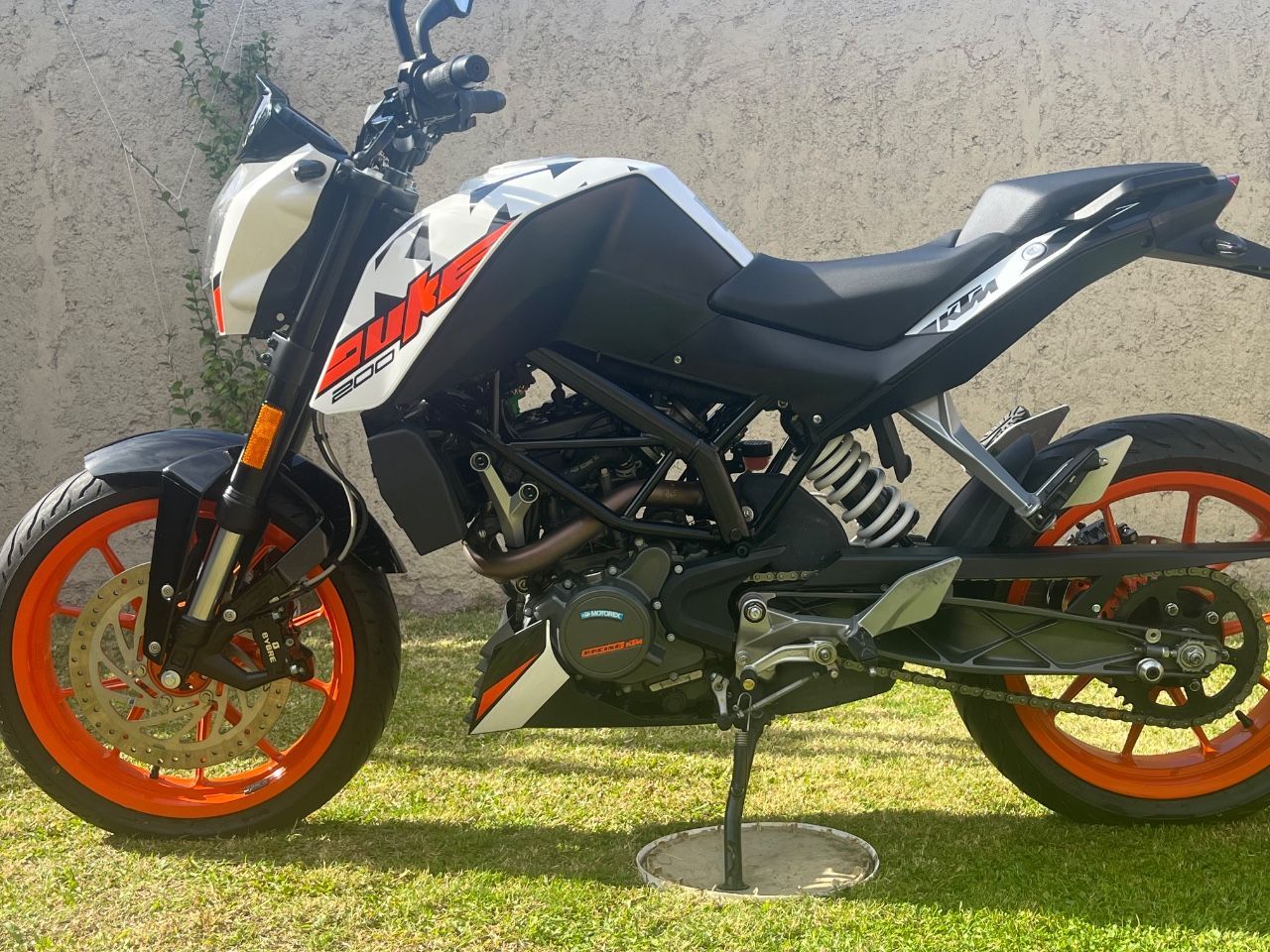 KTM Duke Usada en Mendoza, deRuedas