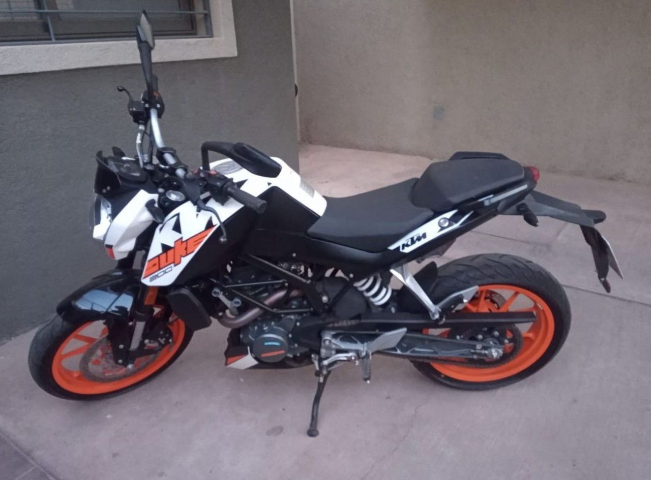 KTM Duke Usada en Mendoza, deRuedas