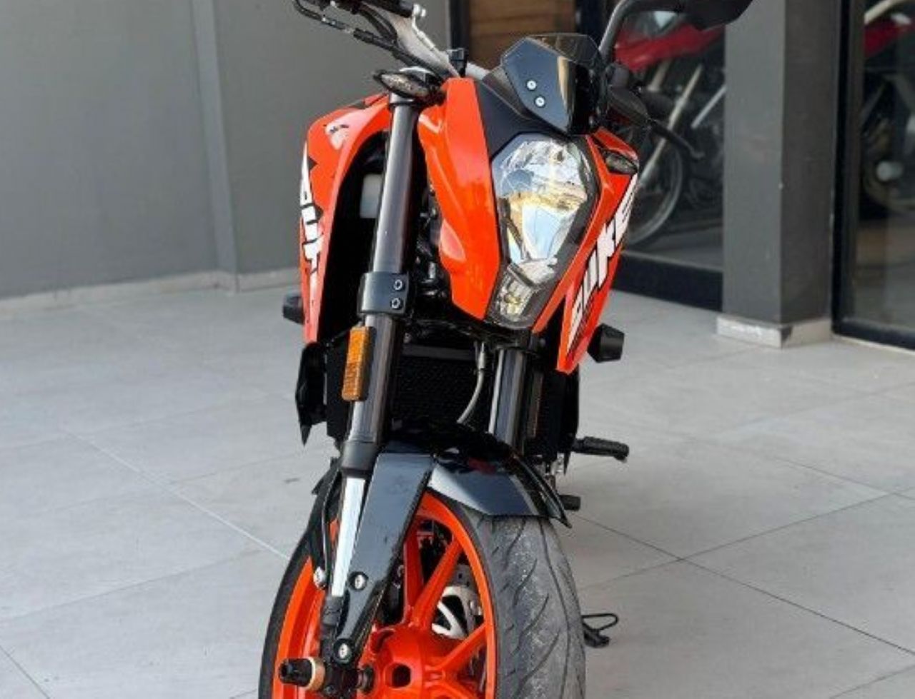 KTM Duke Usada Financiado en San Juan, deRuedas