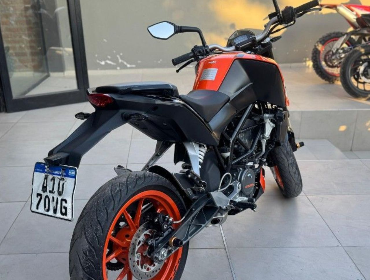 KTM Duke Usada Financiado en San Juan, deRuedas