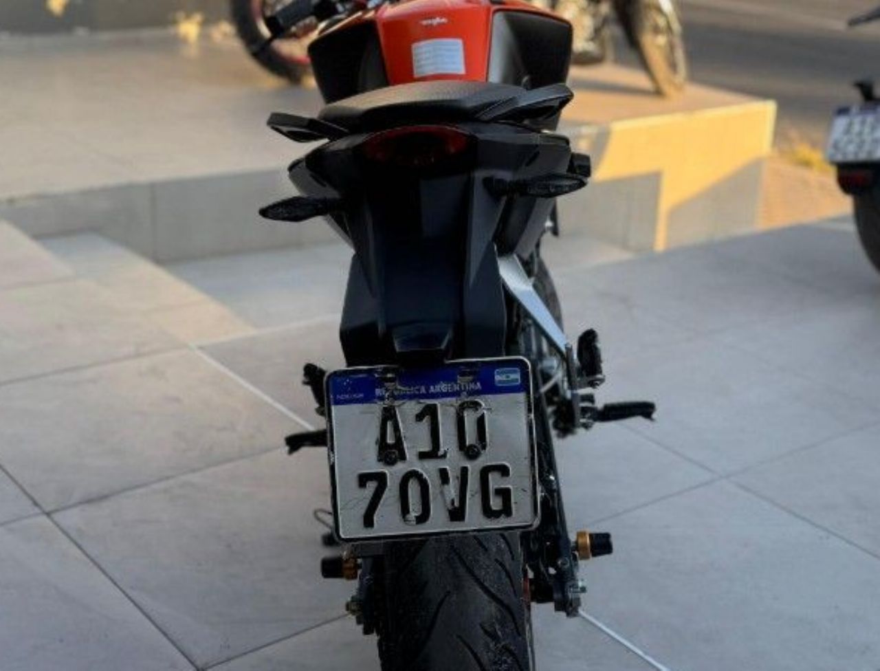KTM Duke Usada Financiado en San Juan, deRuedas