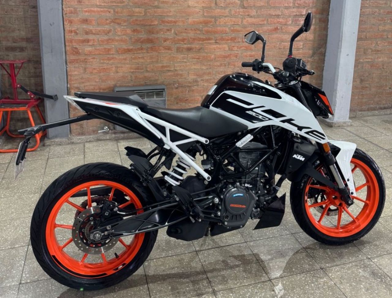 KTM Duke Usada Financiado en San Juan, deRuedas