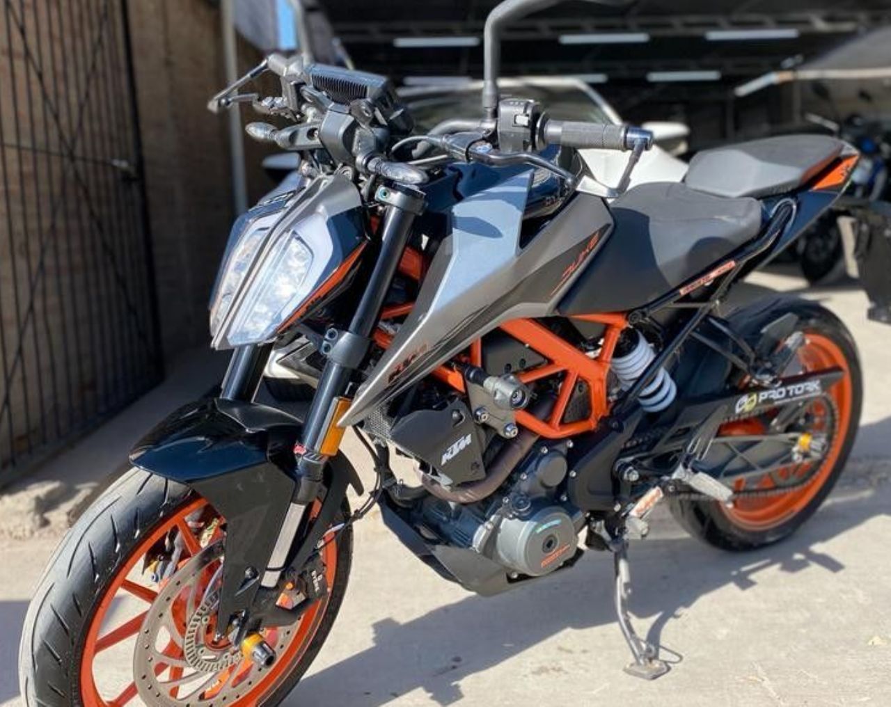 KTM Duke Usada en San Juan, deRuedas