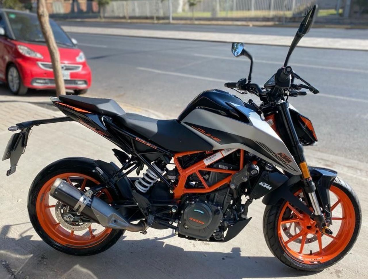 KTM Duke Usada en San Juan, deRuedas