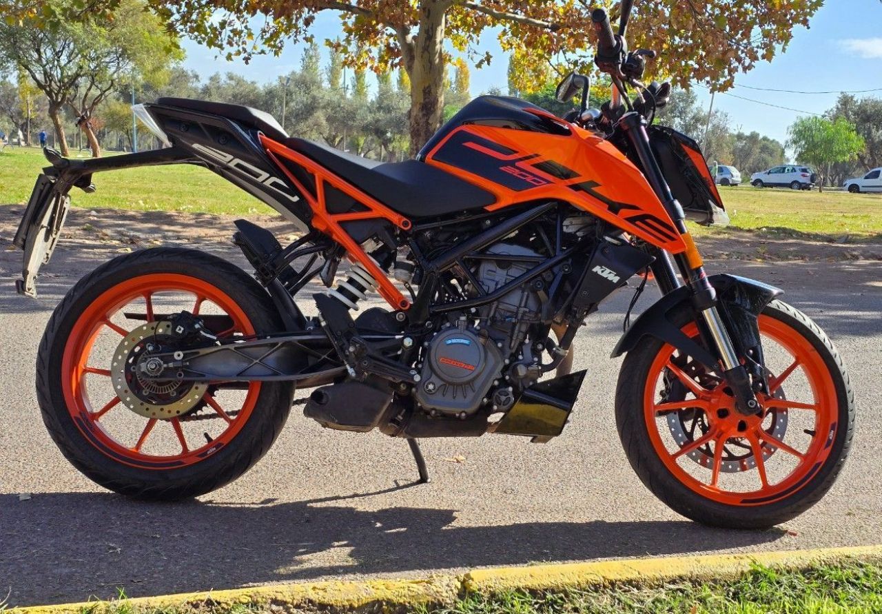 KTM Duke Usada en Mendoza, deRuedas