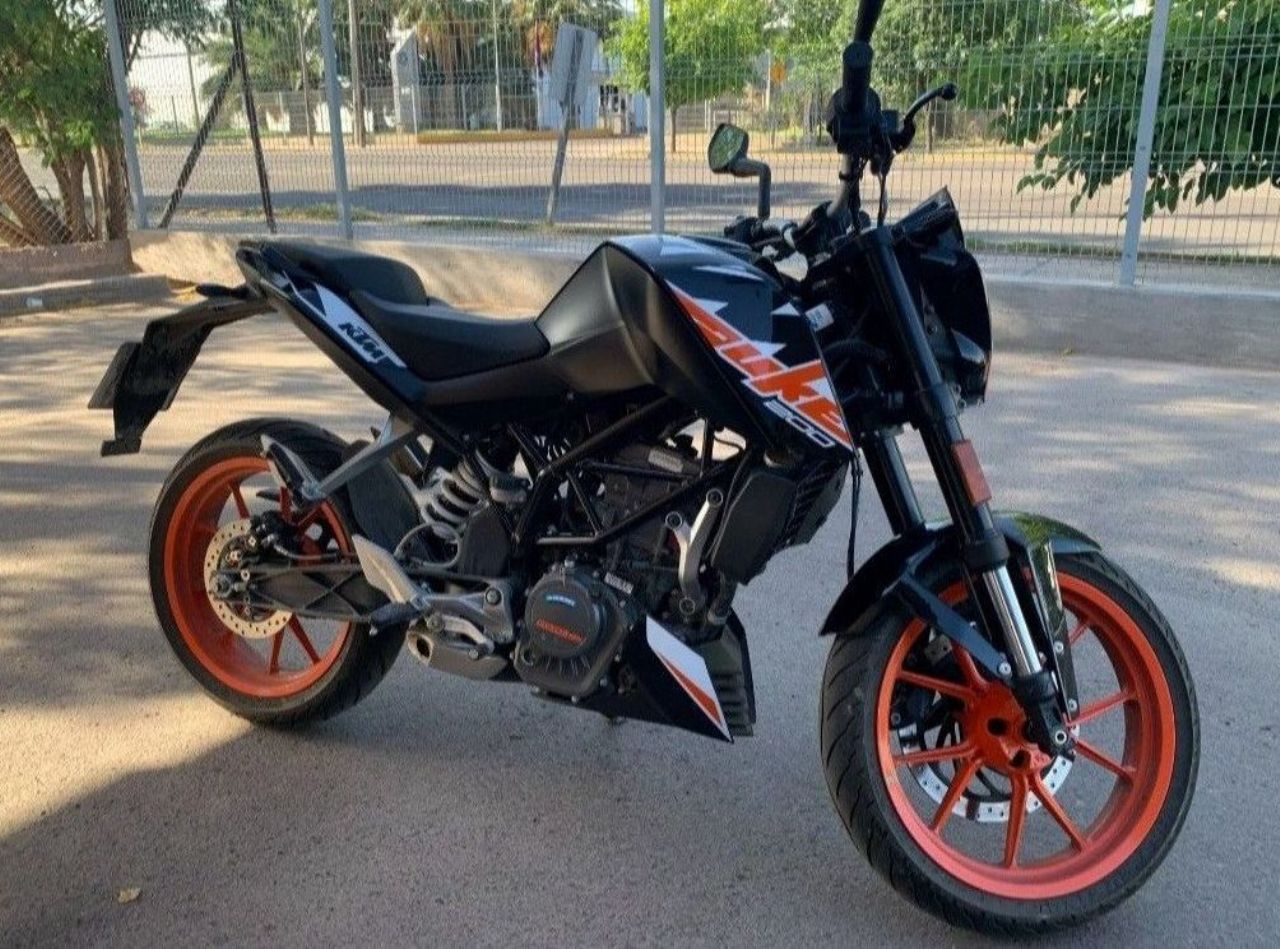 KTM Duke Usada Financiado en Mendoza, deRuedas