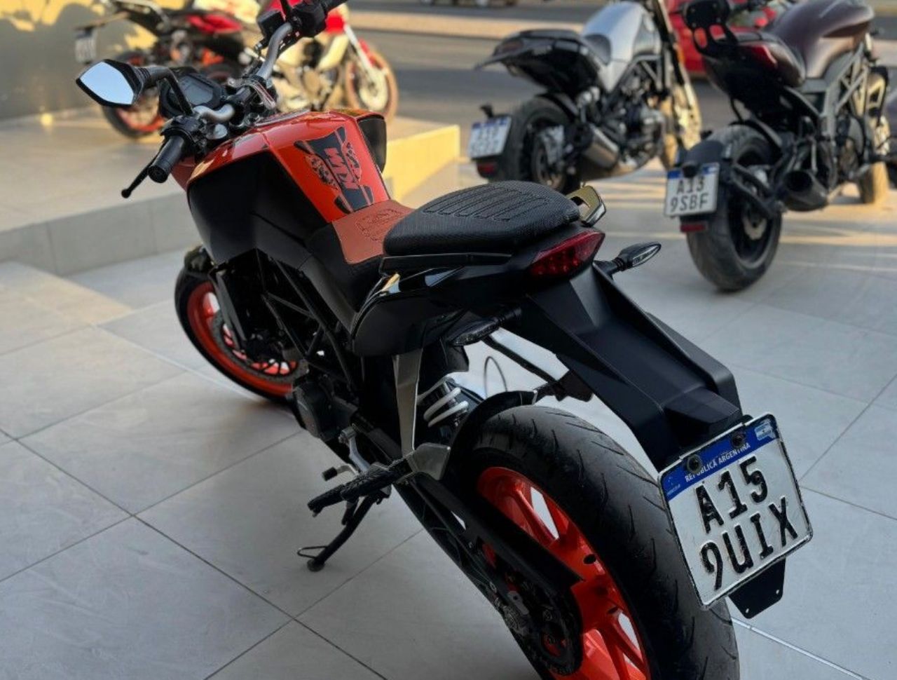 KTM Duke Usada Financiado en San Juan, deRuedas