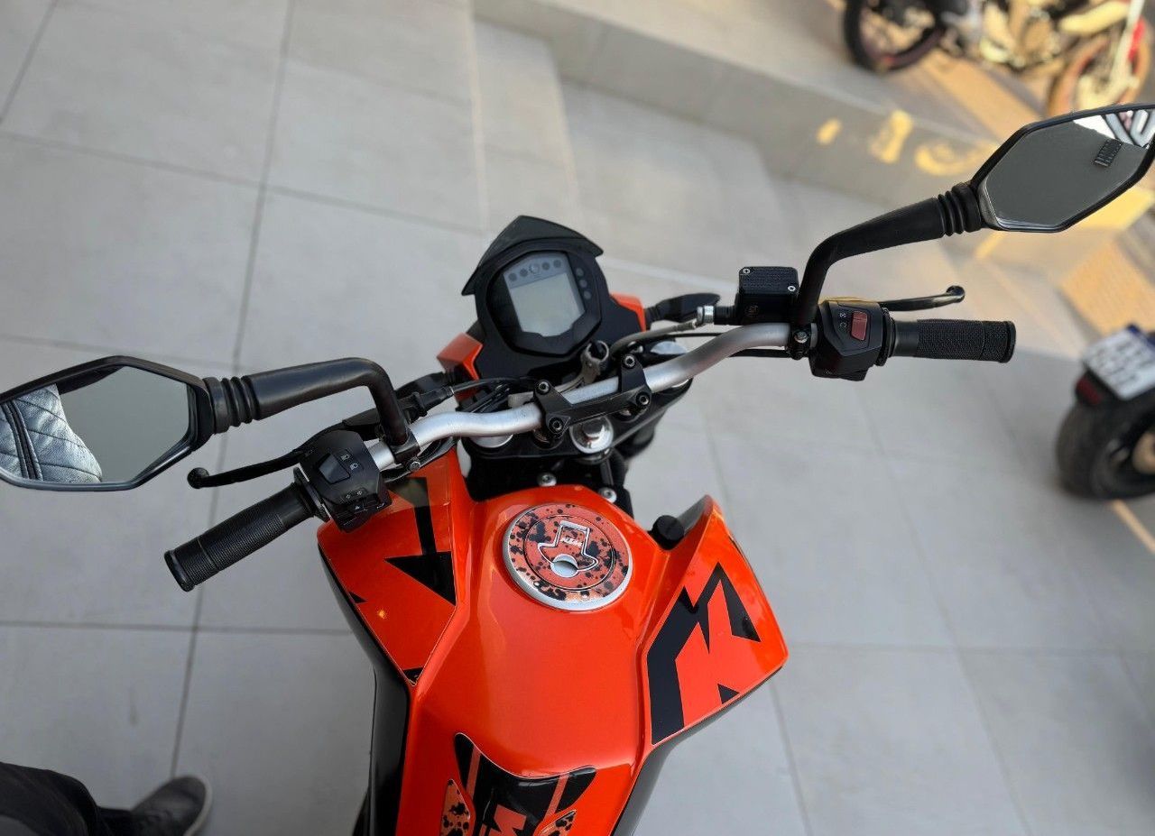 KTM Duke Usada Financiado en San Juan, deRuedas