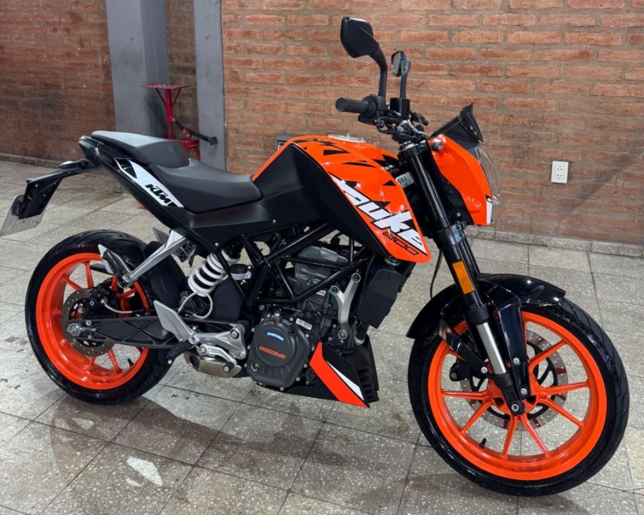 KTM Duke Usada Financiado en San Juan, deRuedas