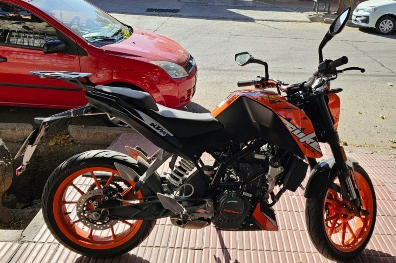 KTM Duke Usada en Mendoza, deRuedas