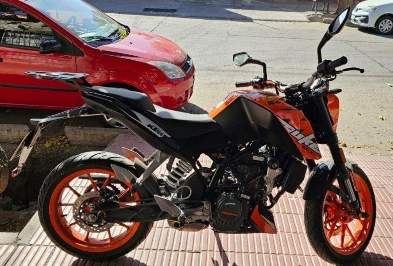 KTM Duke Usada en Mendoza, deRuedas
