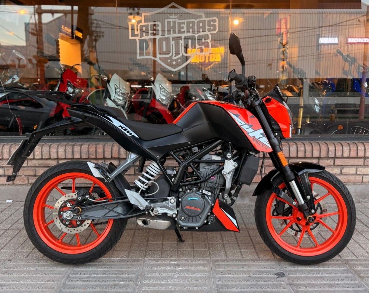 KTM Duke Usada Financiado en Mendoza, deRuedas