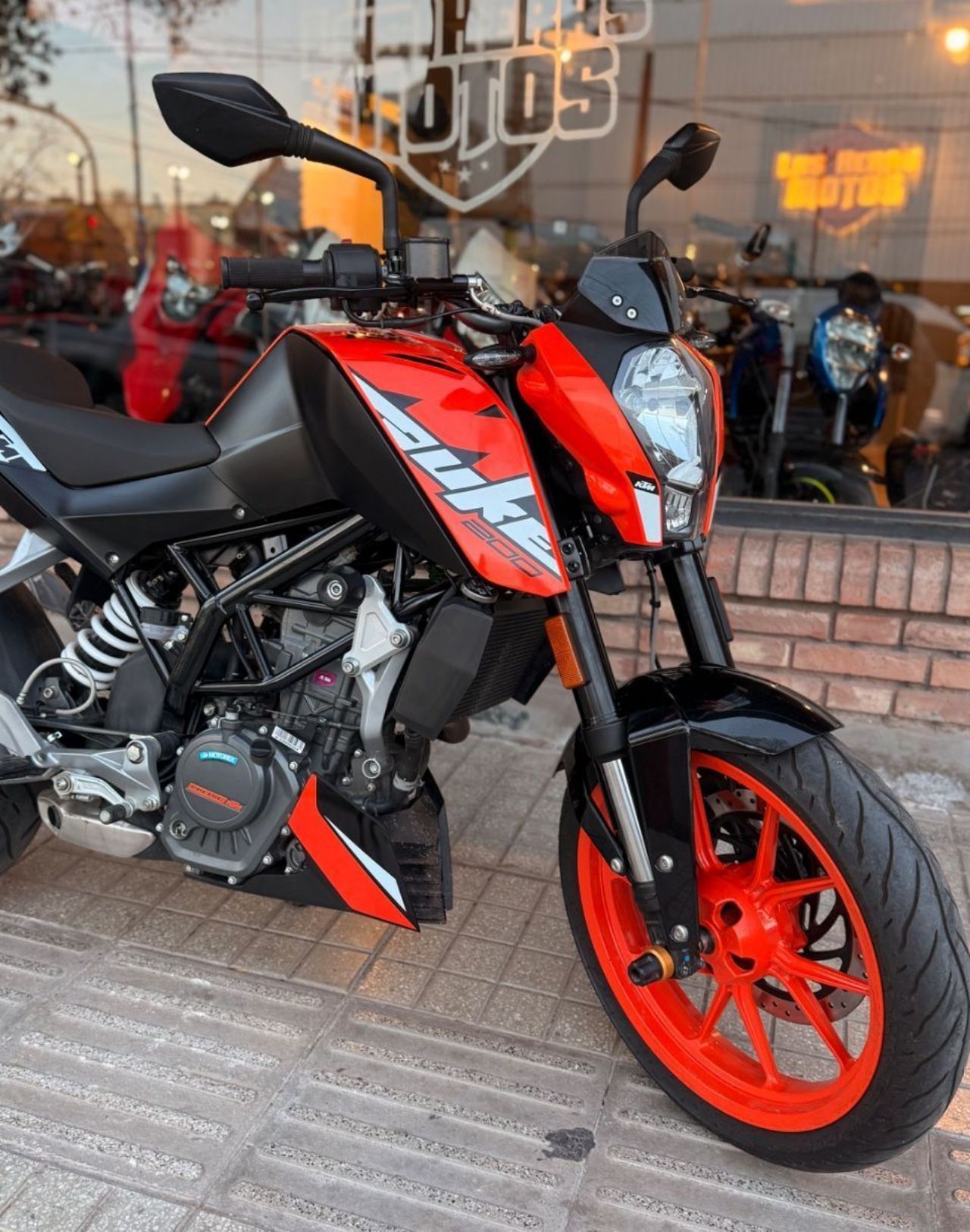 KTM Duke Usada Financiado en Mendoza, deRuedas