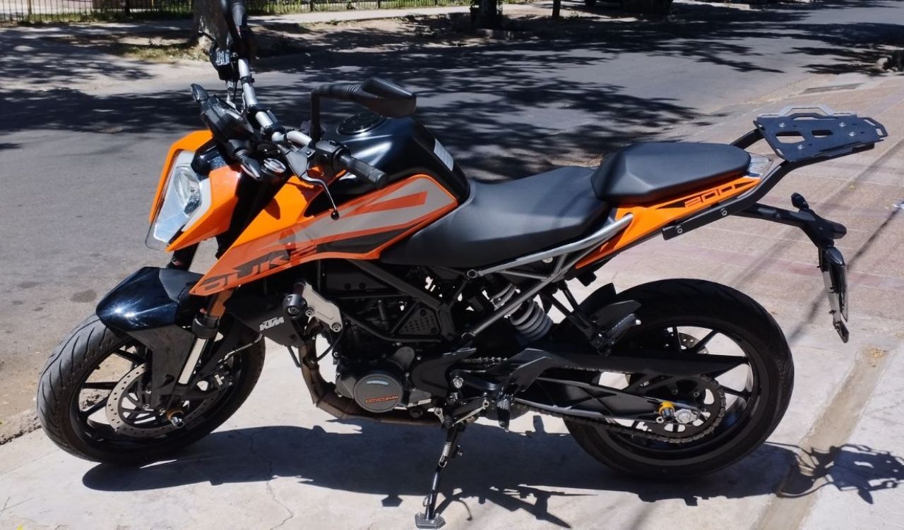 KTM Duke Usada en Mendoza, deRuedas