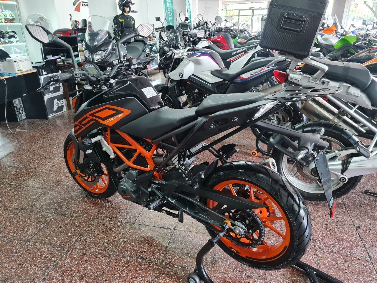 KTM Duke Nueva en Mendoza, deRuedas