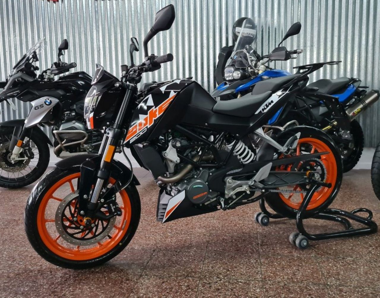 KTM Duke Nueva en Mendoza, deRuedas