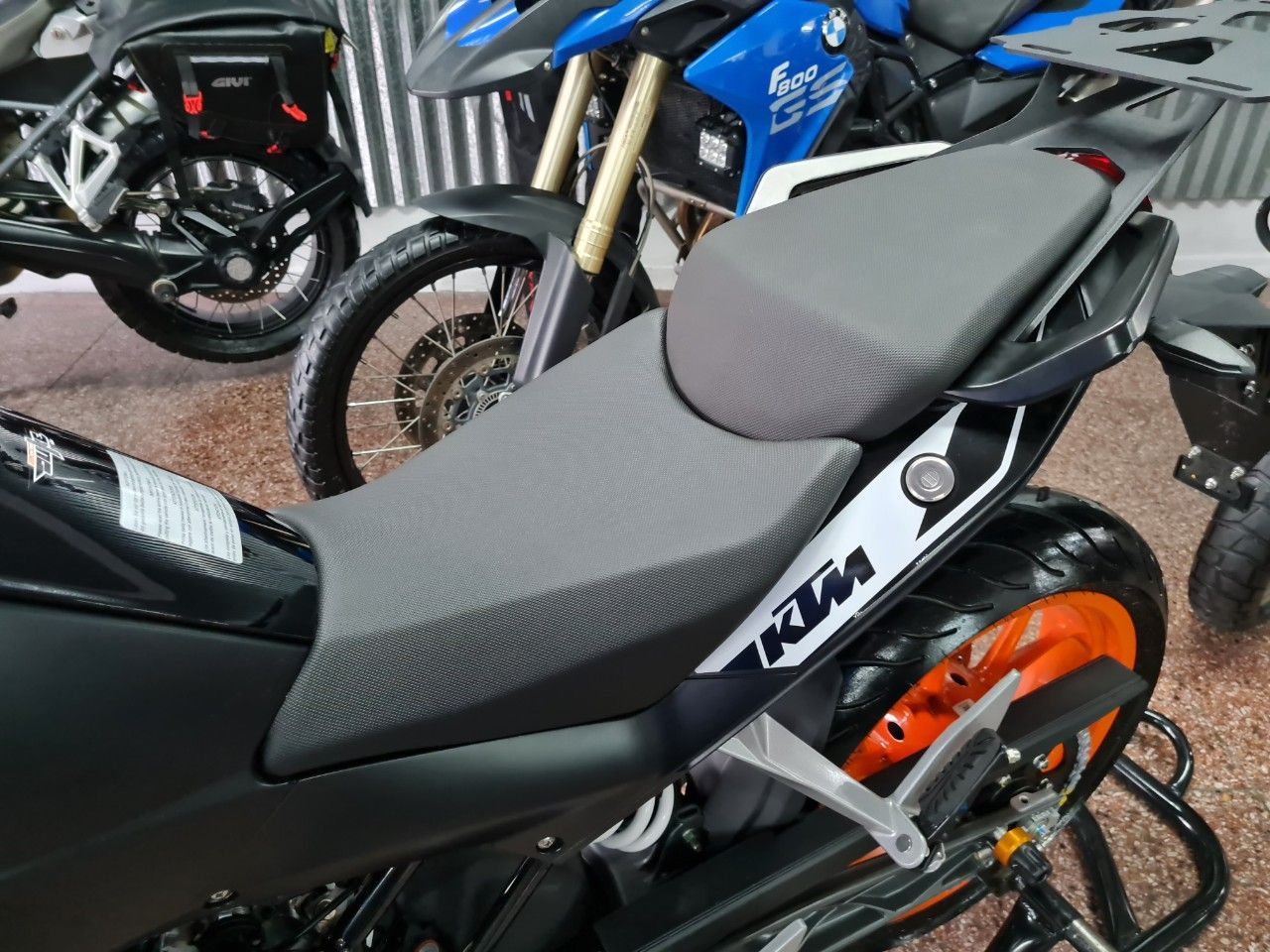 KTM Duke Nueva en Mendoza, deRuedas