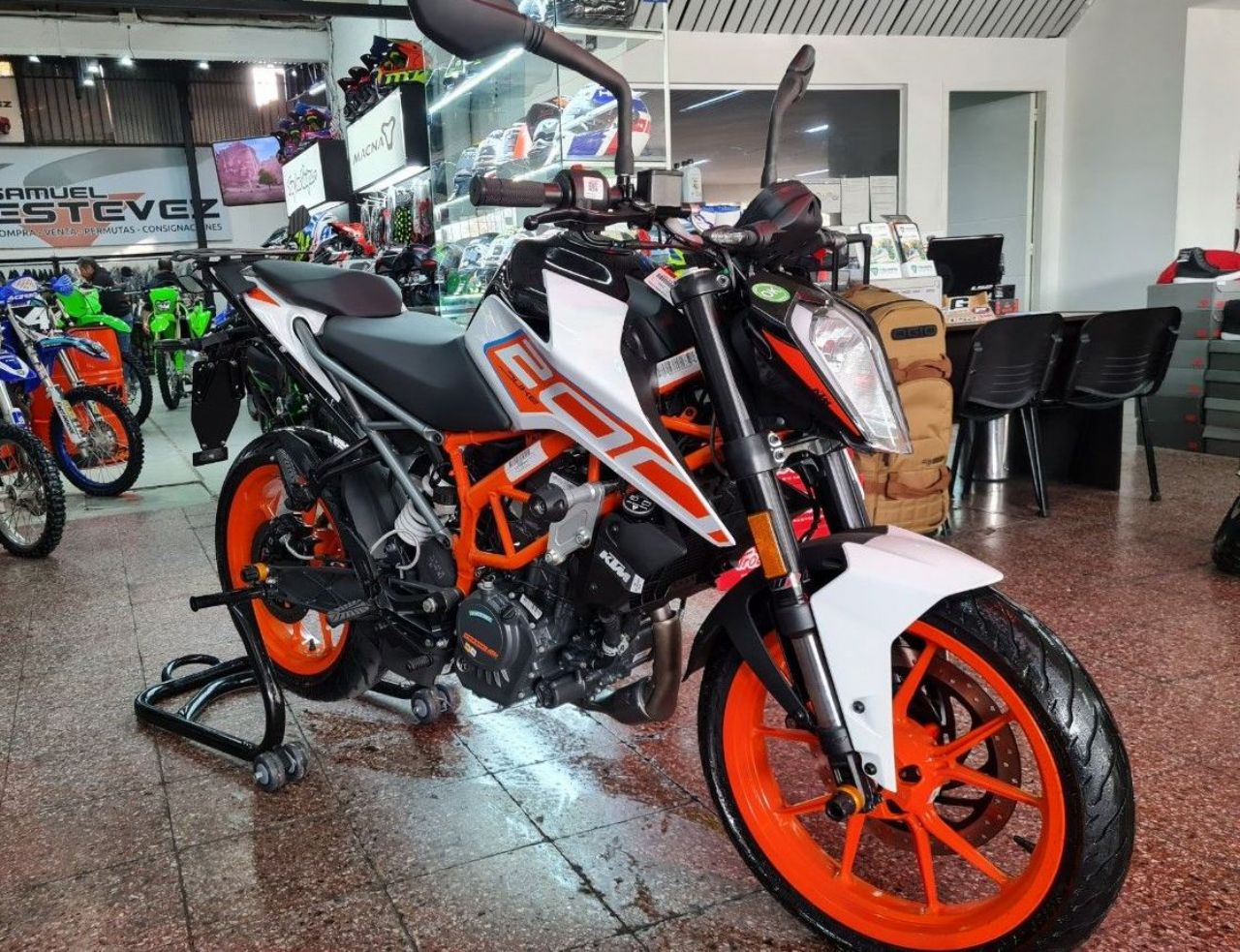 KTM Duke Nueva en Mendoza, deRuedas