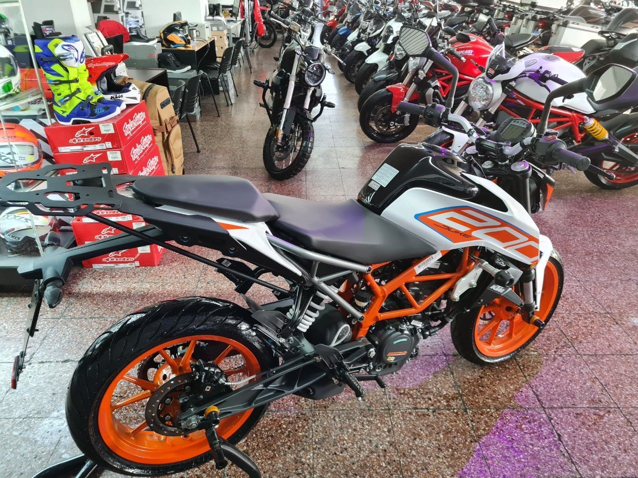 KTM Duke Nueva en Mendoza, deRuedas