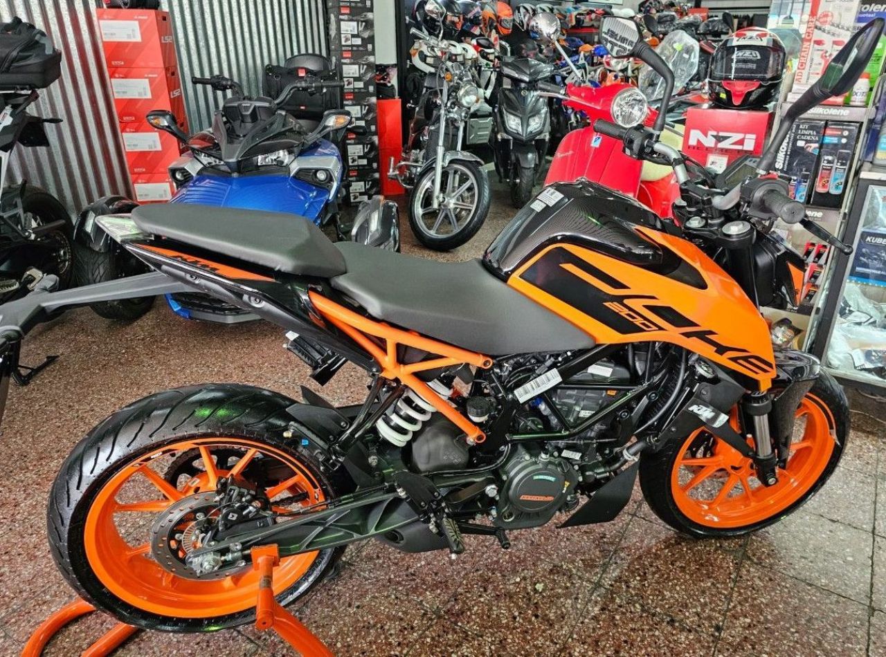 KTM Duke Nueva Financiado en Mendoza, deRuedas