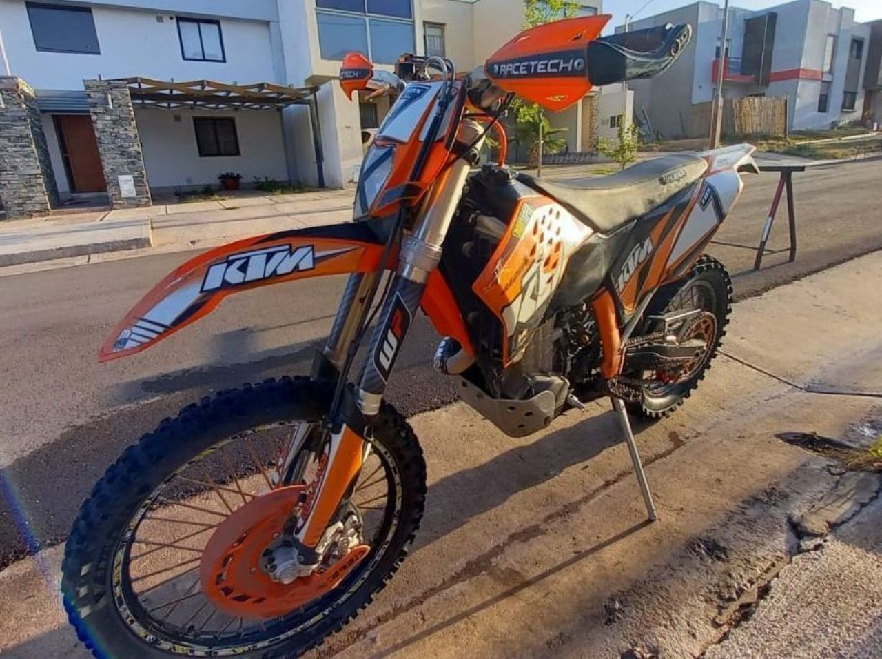 KTM EXC Usada en Mendoza, deRuedas