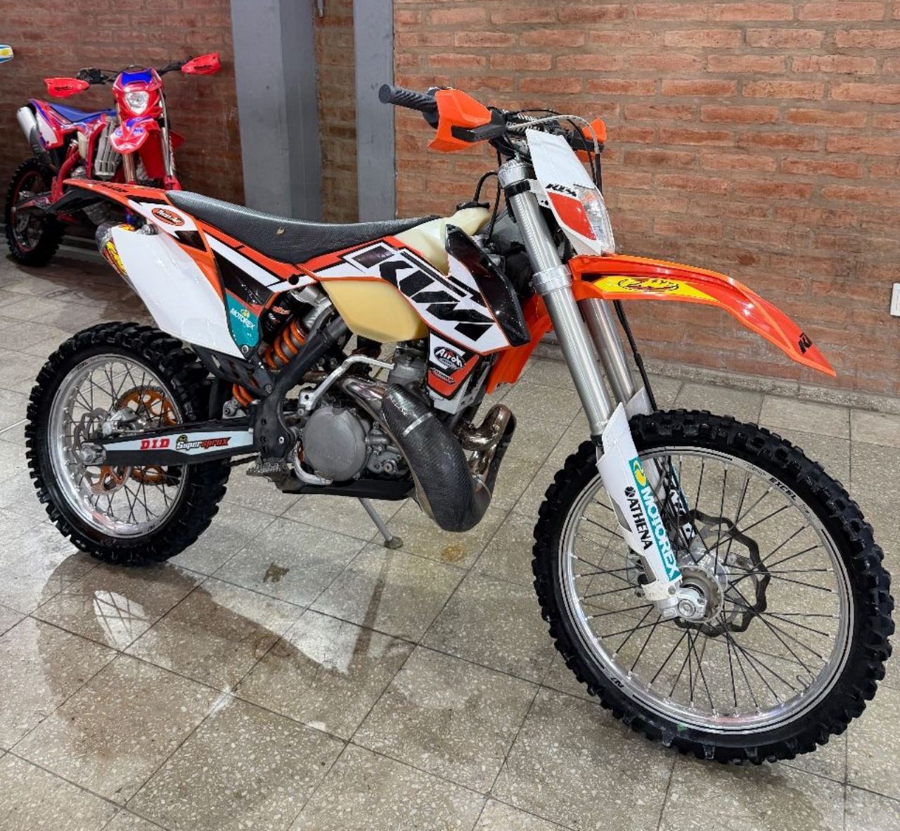 KTM EXC Usada en San Juan, deRuedas