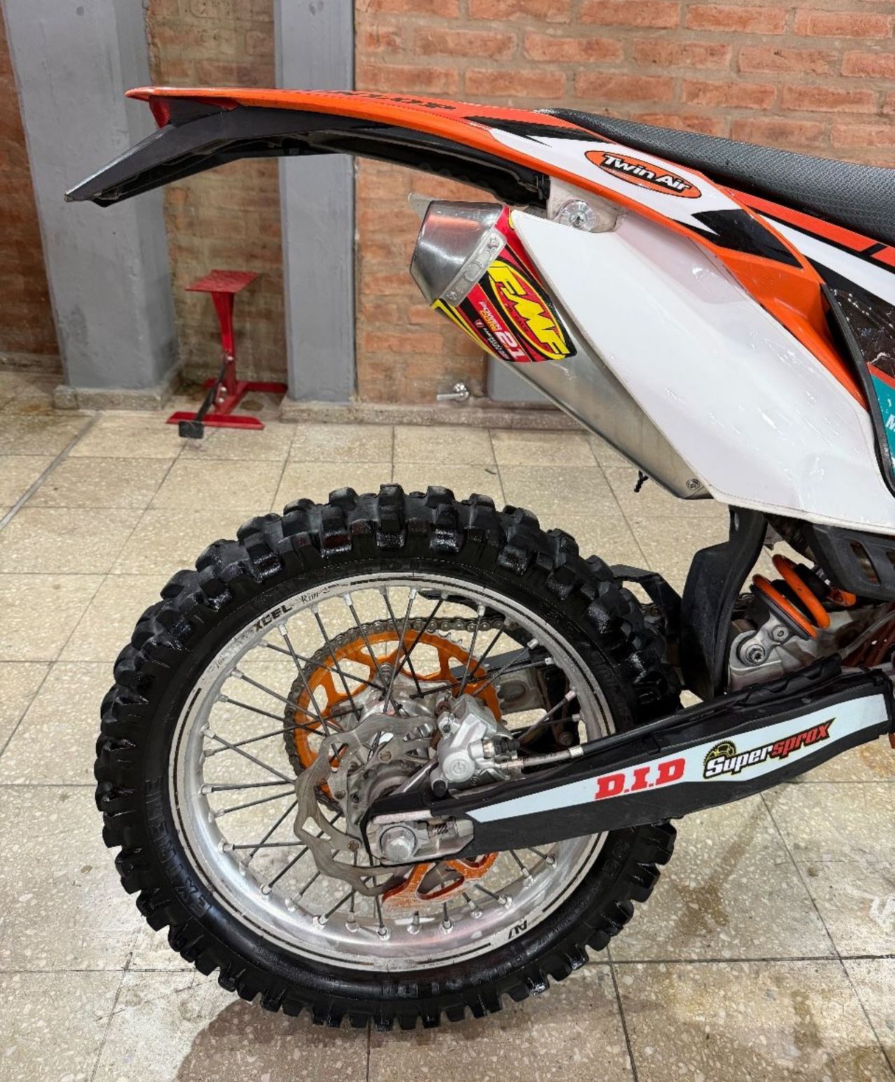KTM EXC Usada en San Juan, deRuedas