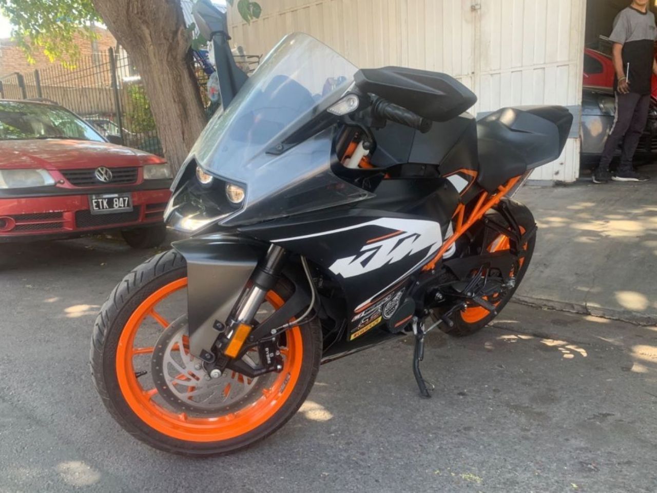 KTM RC Usada en Mendoza, deRuedas