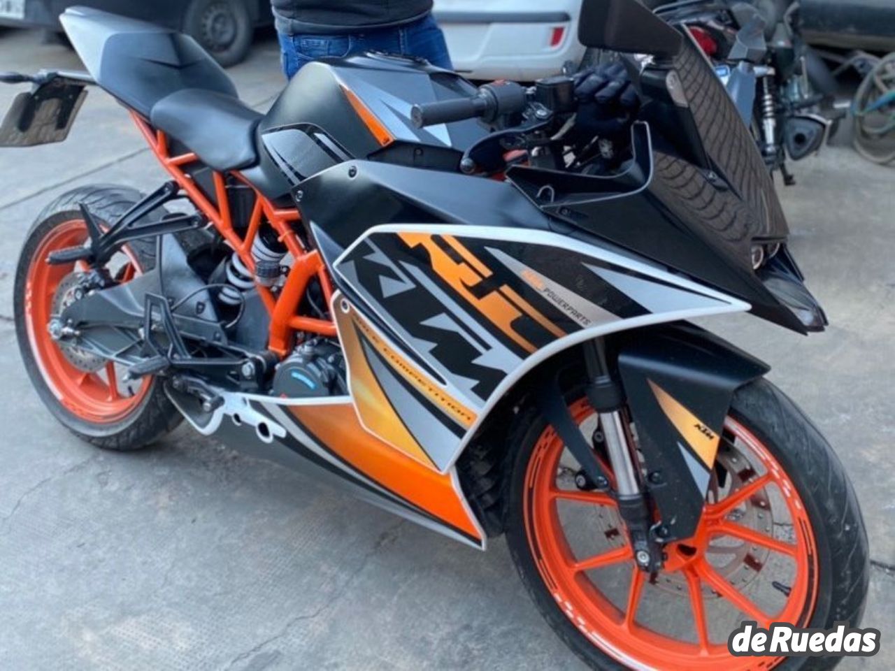 KTM RC Usada en Mendoza, deRuedas