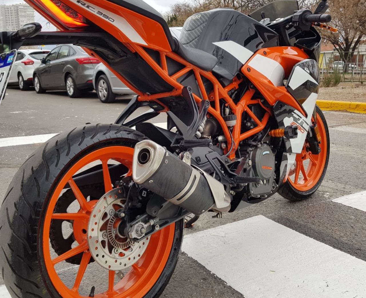 KTM RC Usada en Mendoza, deRuedas
