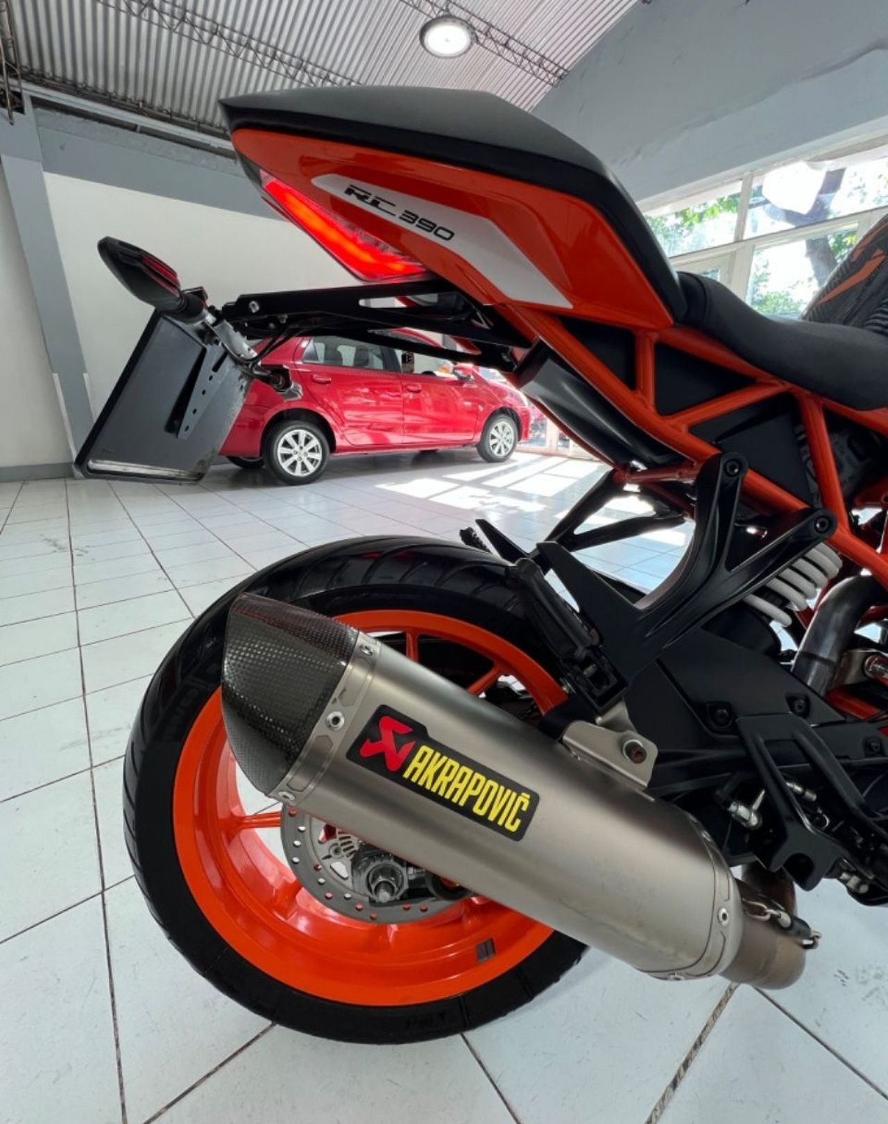 KTM RC Usada en Mendoza, deRuedas