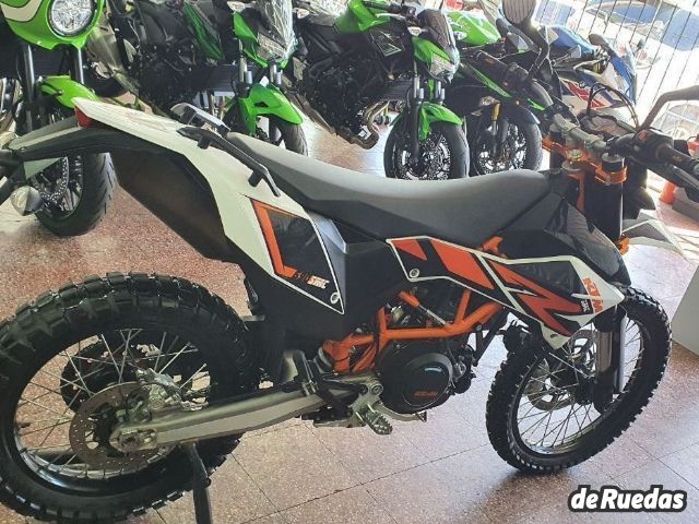 KTM SMC Usada en Mendoza, deRuedas