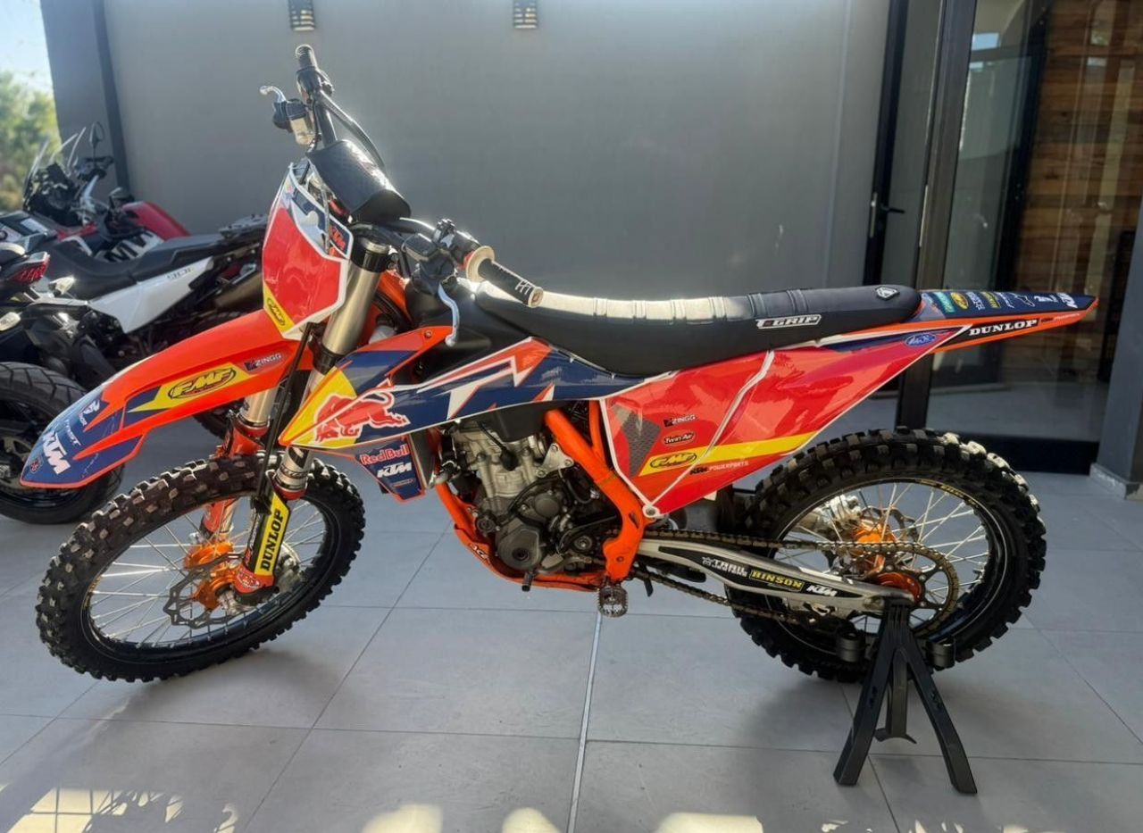KTM SX-F Usada Financiado en San Juan, deRuedas