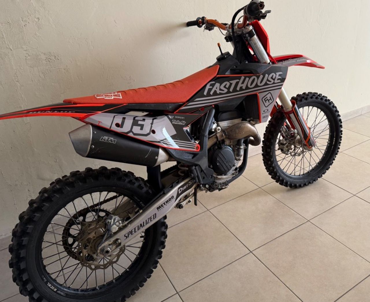 KTM SX-F Usada en Mendoza, deRuedas