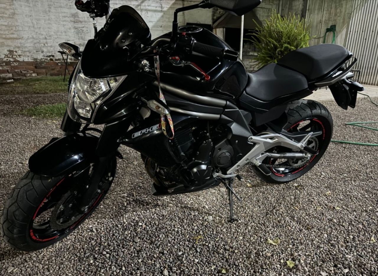 Kawasaki ER6N Usada en Mendoza, deRuedas