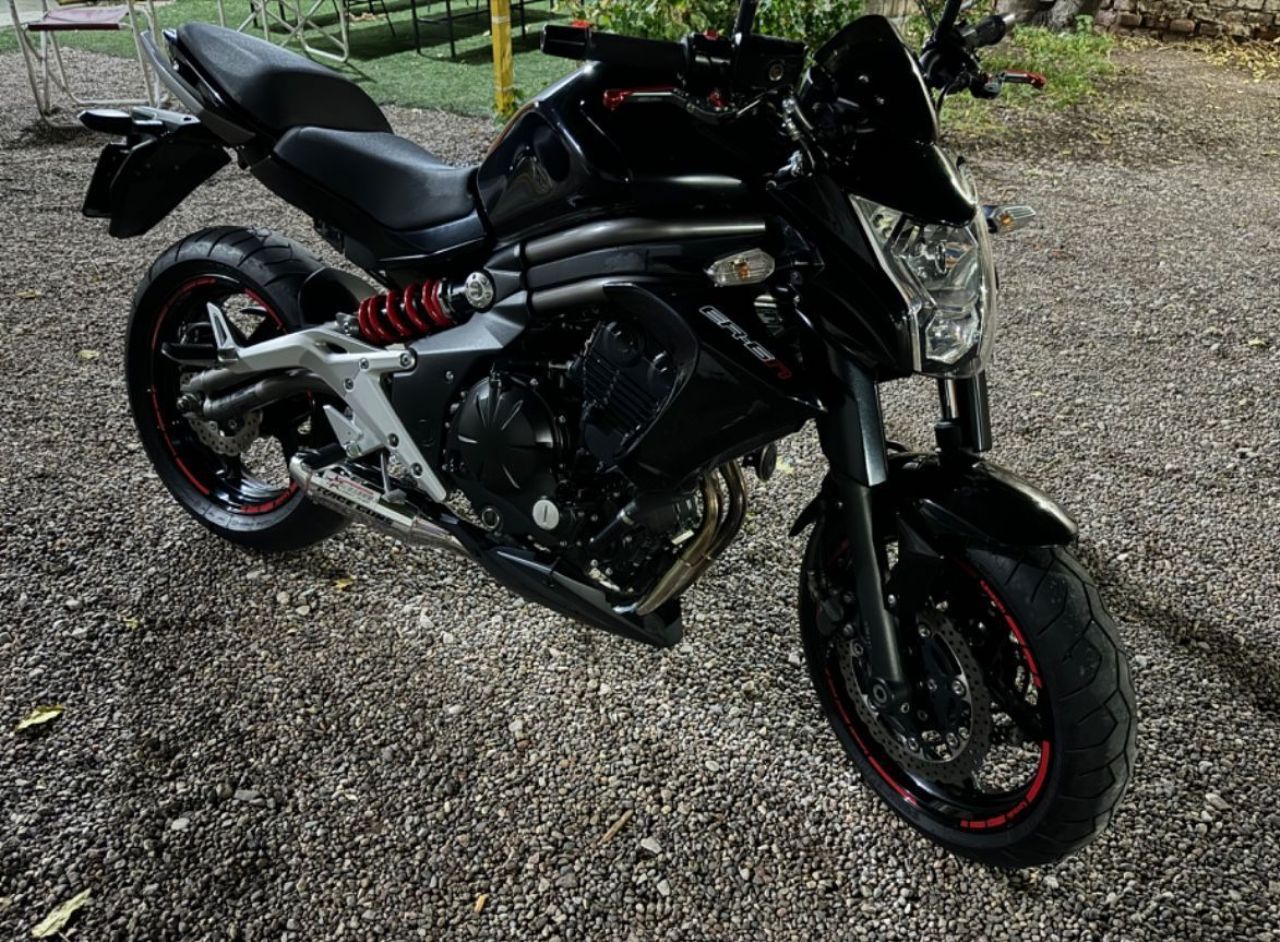 Kawasaki ER6N Usada en Mendoza, deRuedas