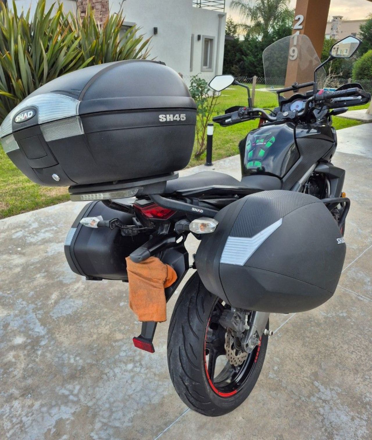 Kawasaki ER6N Usada en Buenos Aires, deRuedas