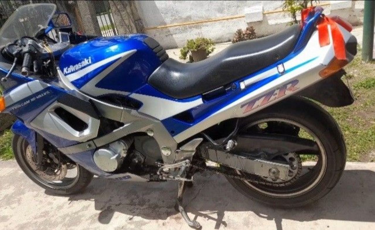 Kawasaki GPX Usada en Buenos Aires, deRuedas